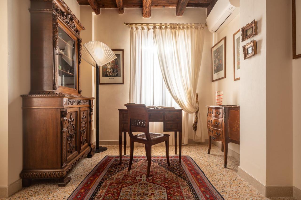 Apartamento Garden Mansion With Private Mooring R&R Venecia Exterior foto